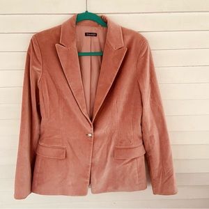Tahari luxurious velvet dusty rose blazer size 10